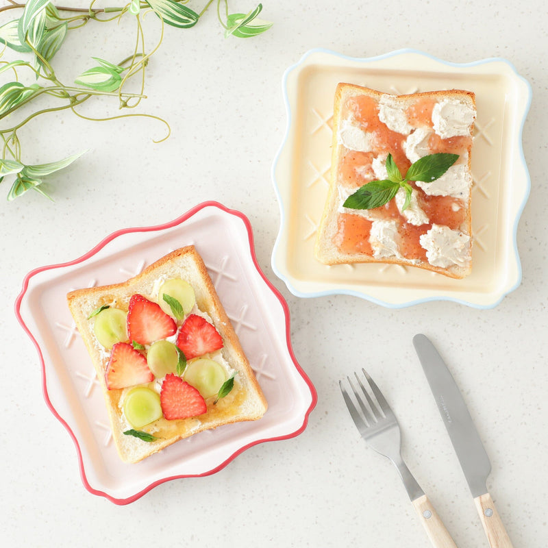 Pastemon Toast Plate Yellow