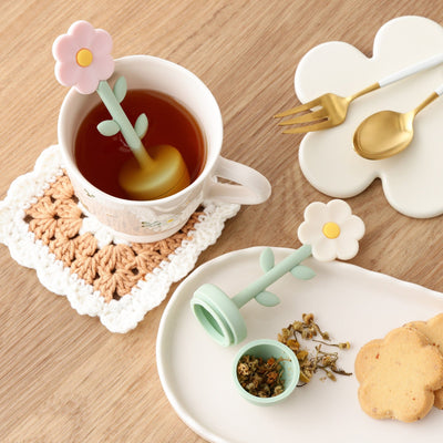 Tea Strainer Flower Ivory