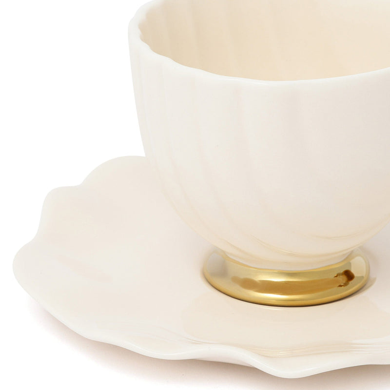Shell Cup & Saucer Beige