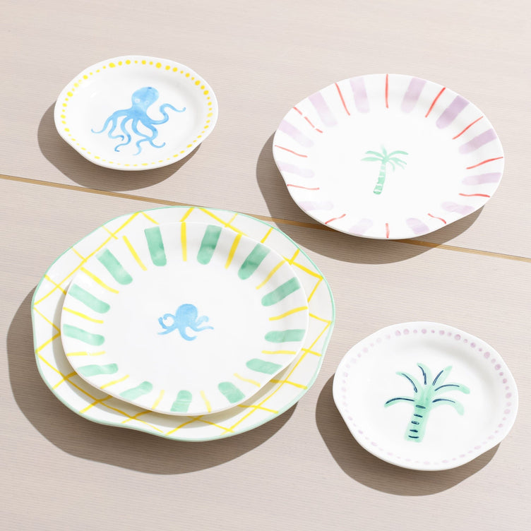 Hand Paint Plate Palm Tree Medium