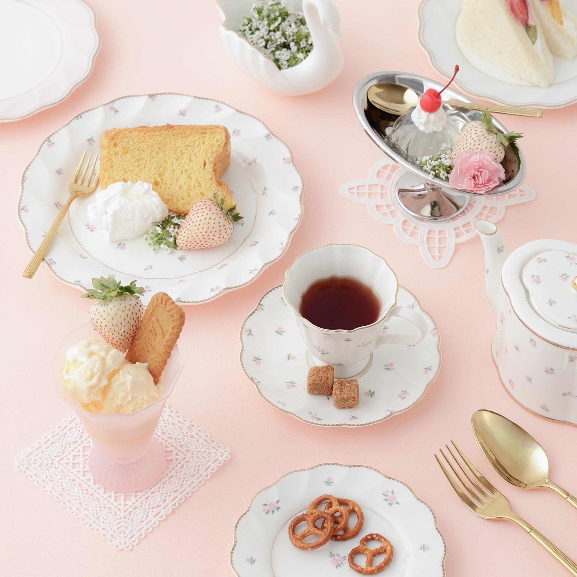 Classic Rose Cup & Saucer Pink