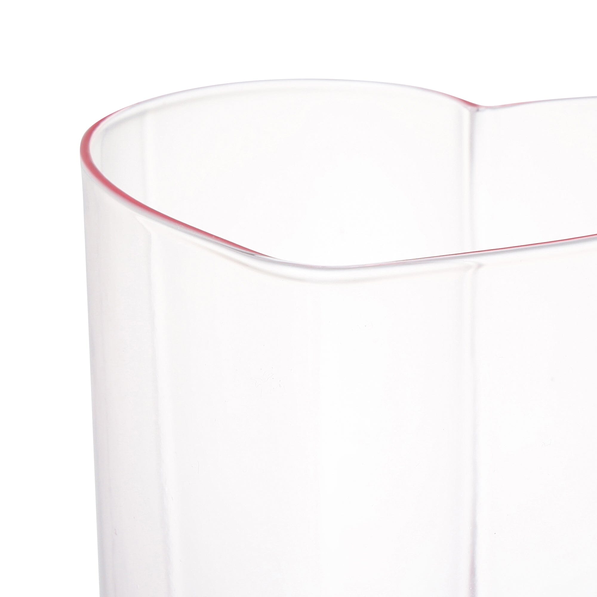 Heart-Shaped Glass Tumbler With Straw Pink