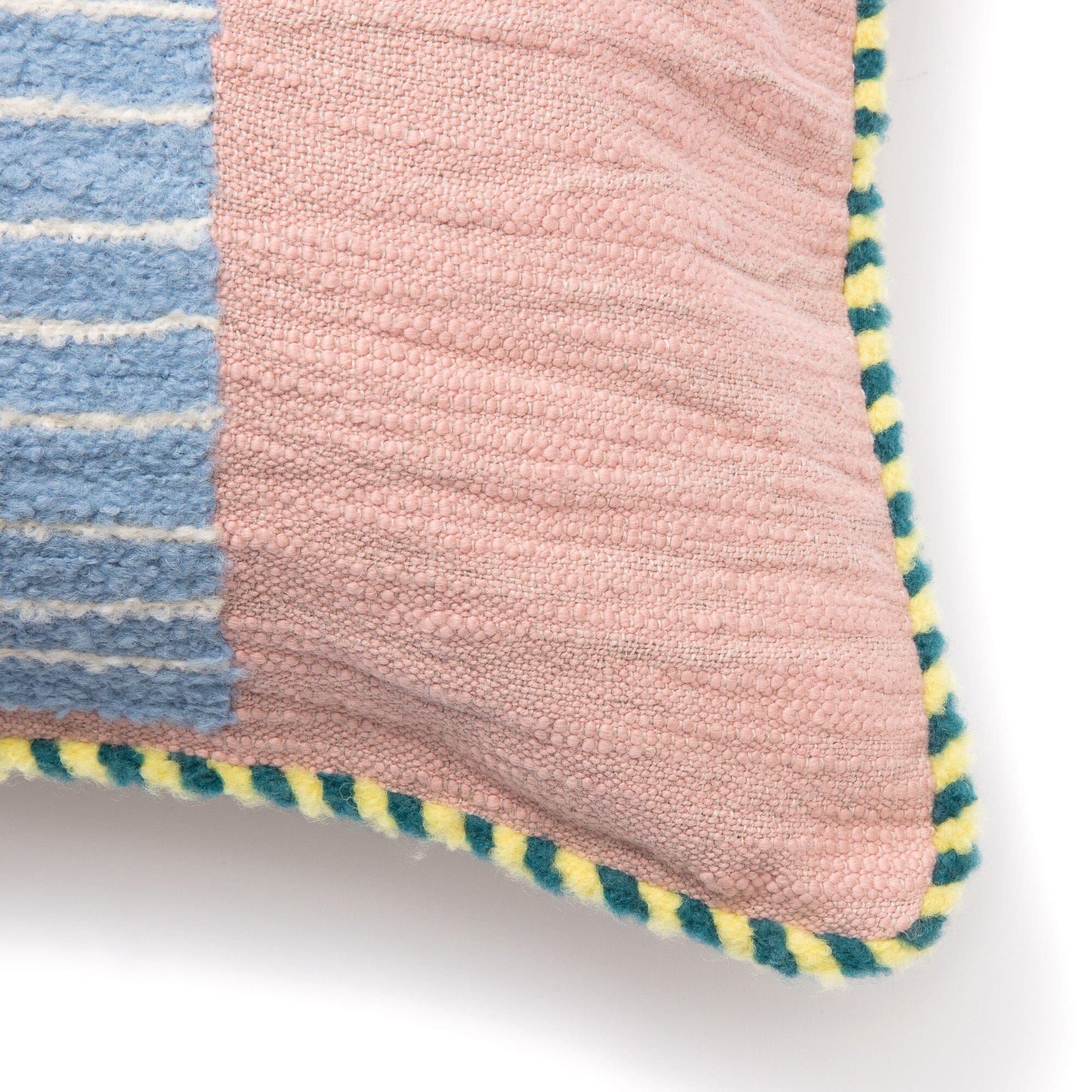 Art Emb Flower Cushion Cover 450X450 Multi