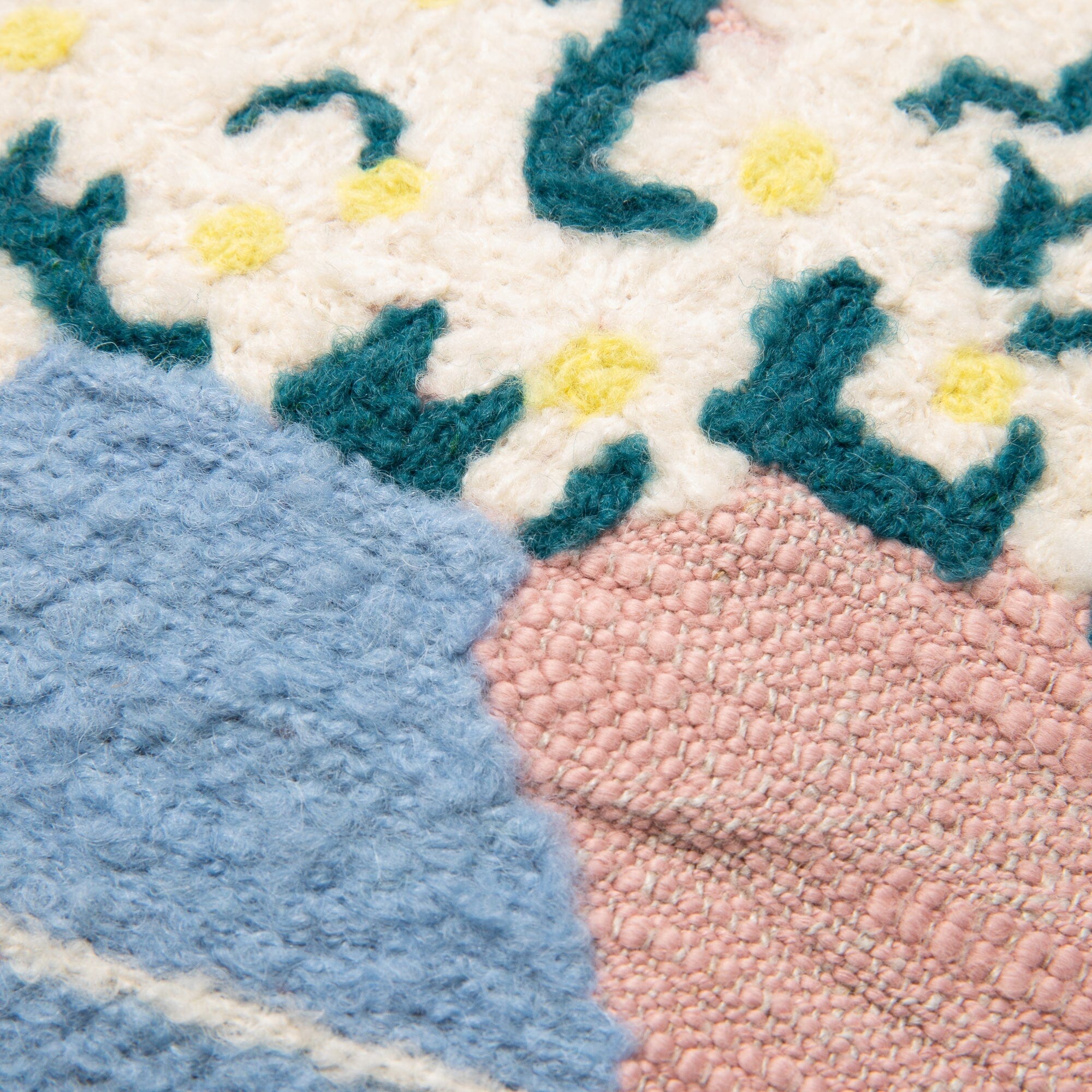 Art Emb Flower Cushion Cover 450X450 Multi