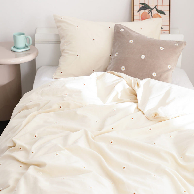 Daisy Embroidery Comforter Case Single Ivory