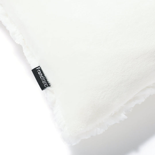 Cushion Throw 1400 X 1000 White
