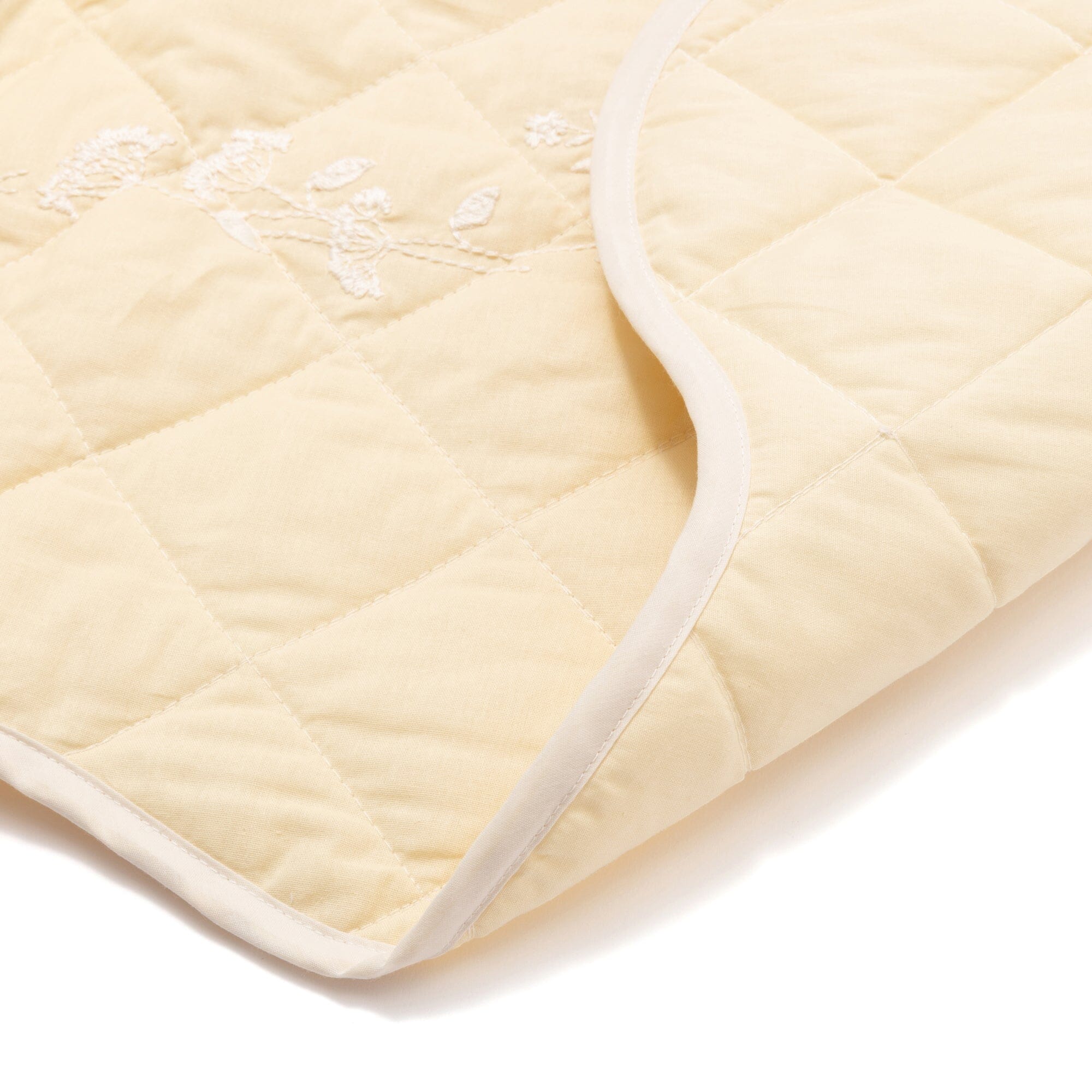 Multi Cover Embroidery Scallop Pattern Medium Yellow