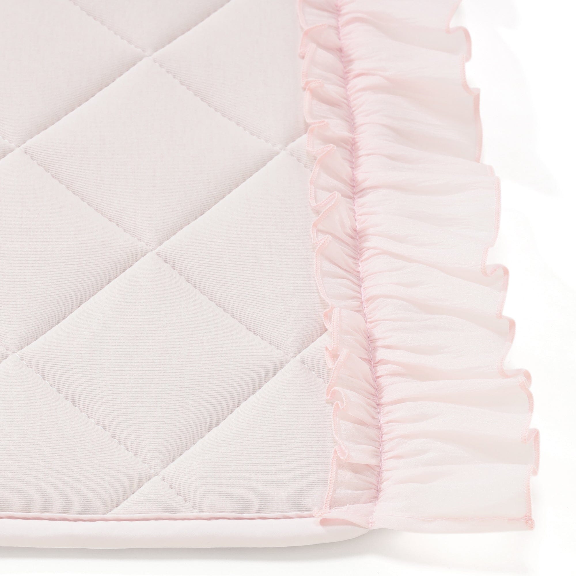 Cool Quilt Rug With Frills Medium Light Pink