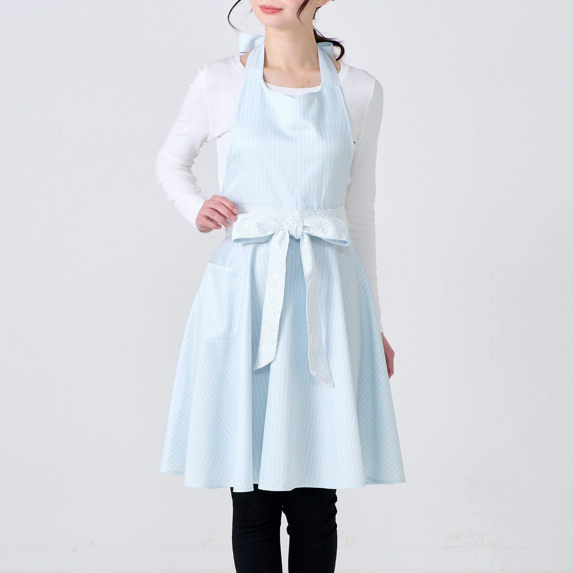 Lace Ribbon Full Apron Blue