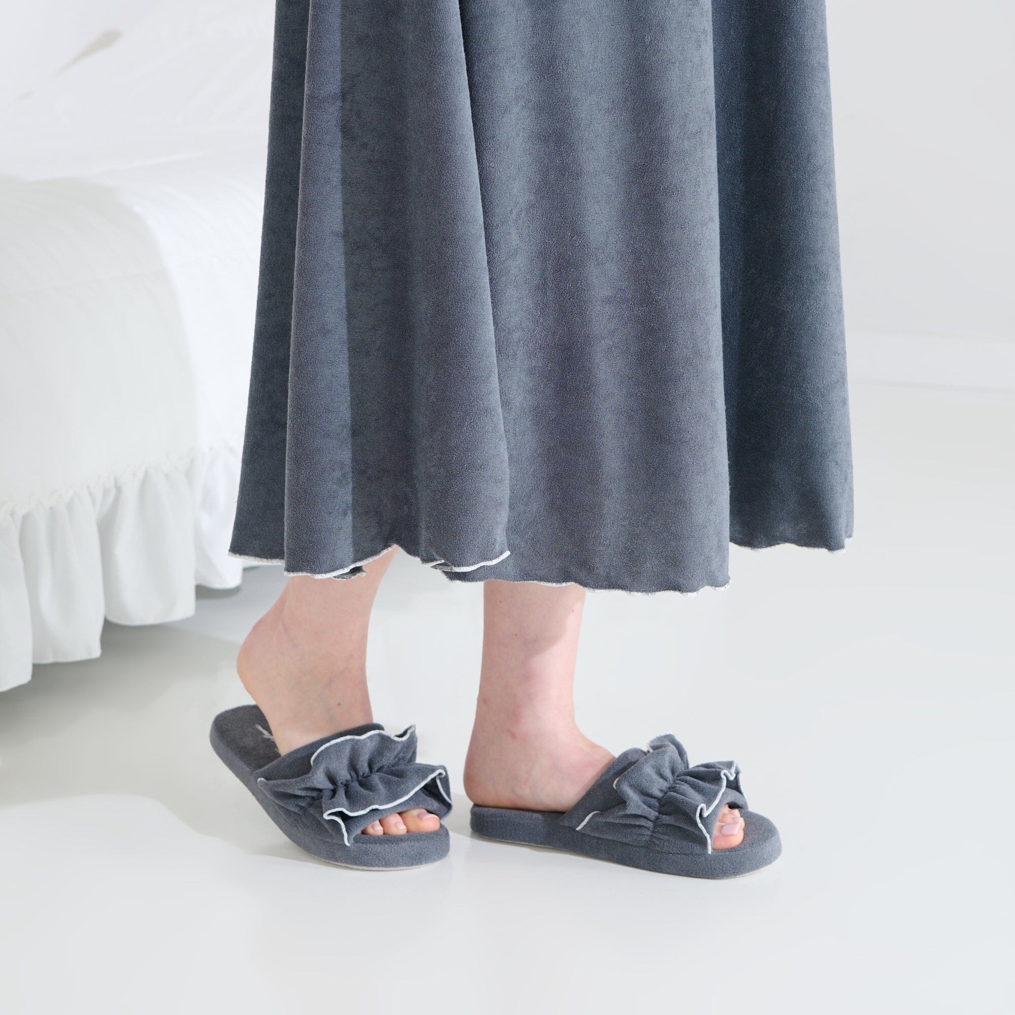 Xylitol Pile Room Shoes Dark Gray