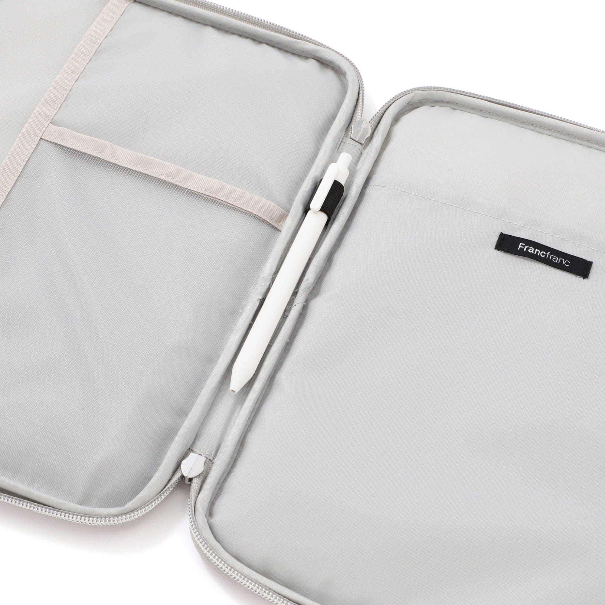 Arch Quilt Tablet Case Light Grey