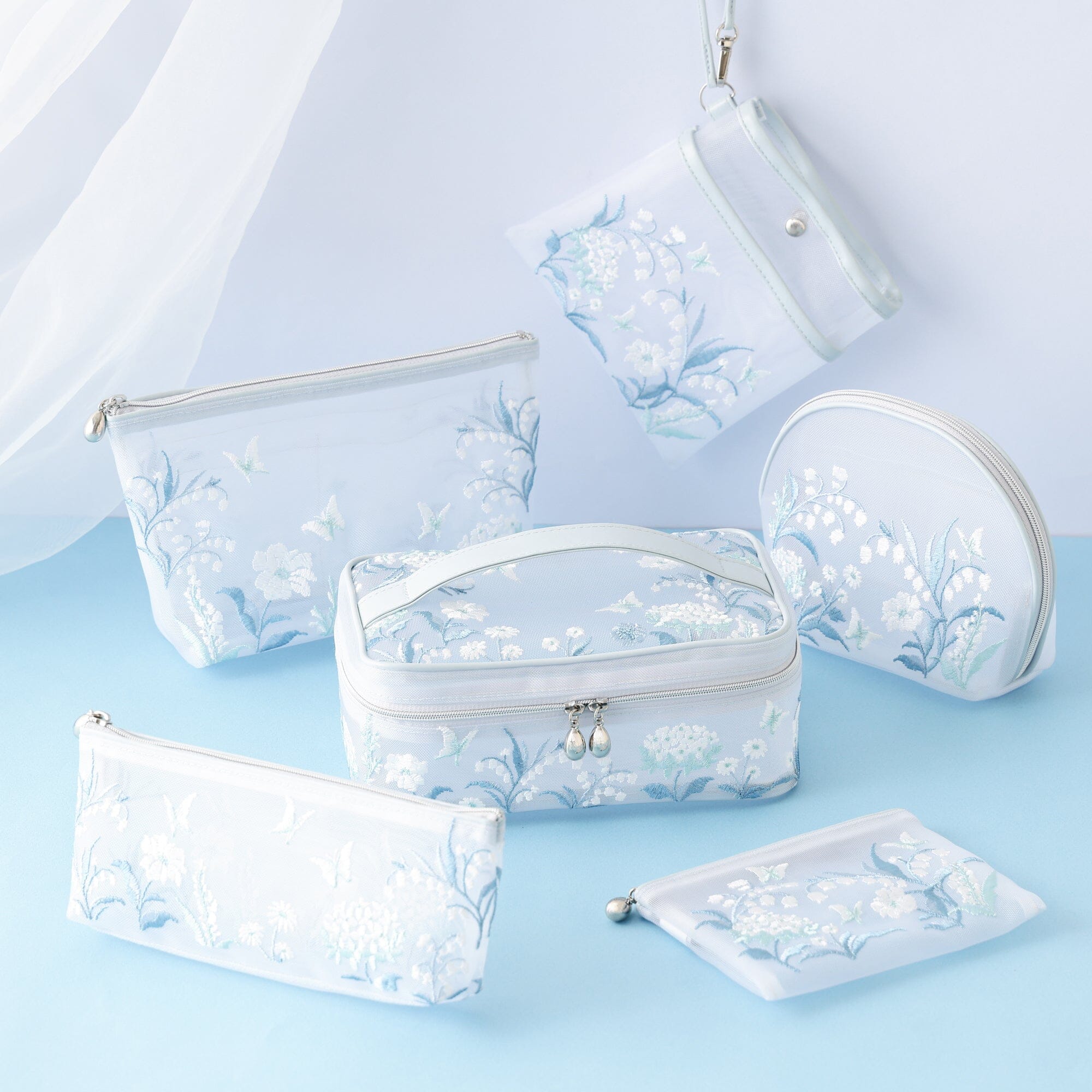 Mesh Embroidery Vanity Pouch Small Light Blue