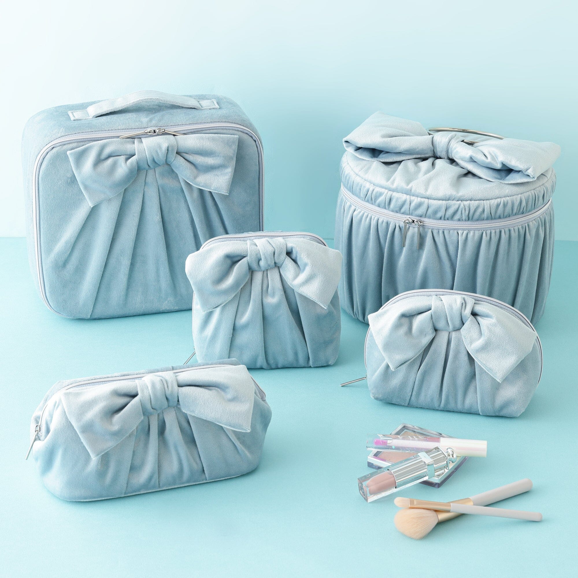 Velour Ribbon Wire Pouch Light Blue