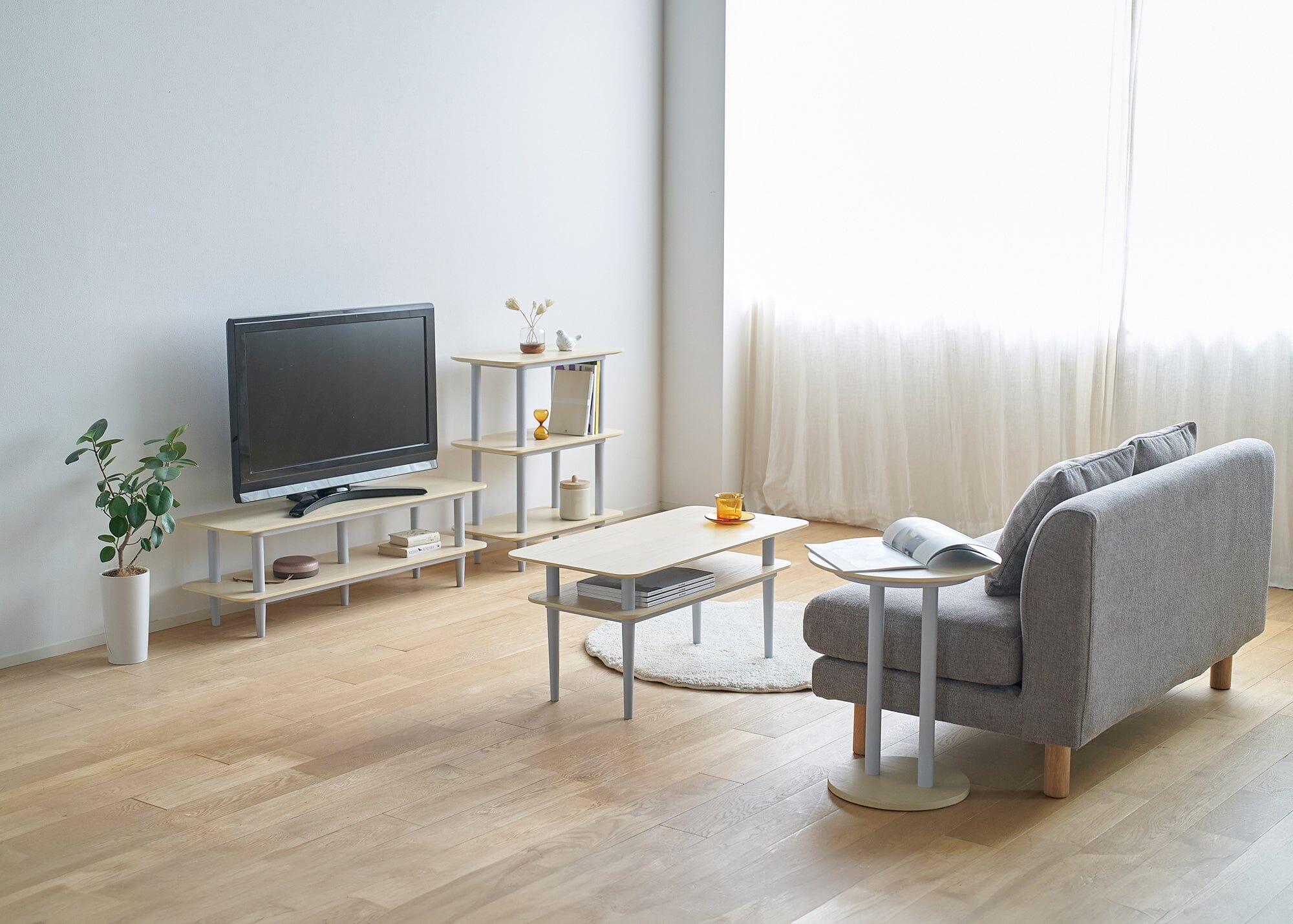 Log  Low Table