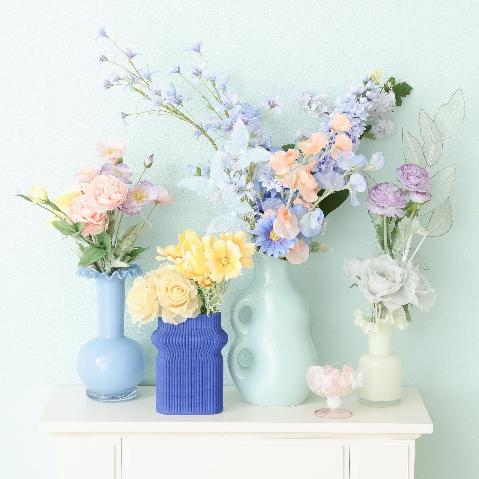 Frill Flower Vase Medium Light Yellow