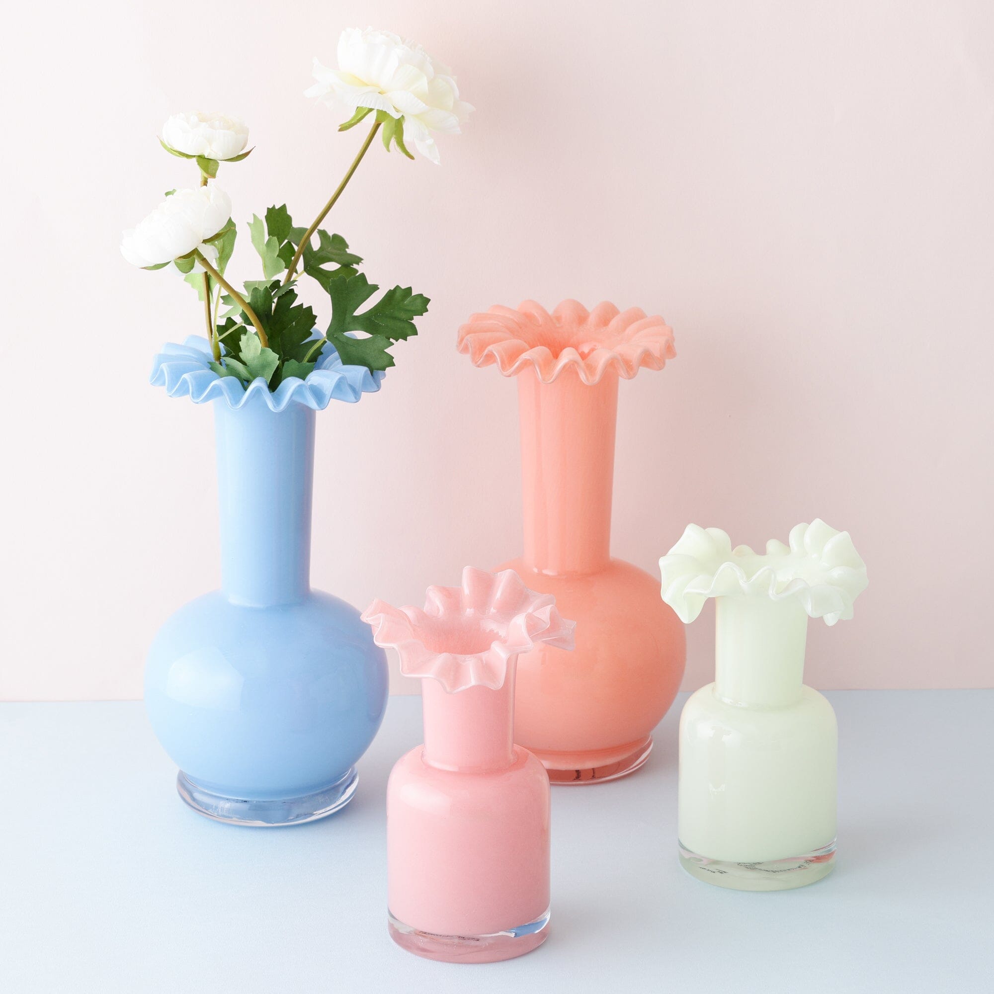 Frill Flower Vase Medium Light Yellow