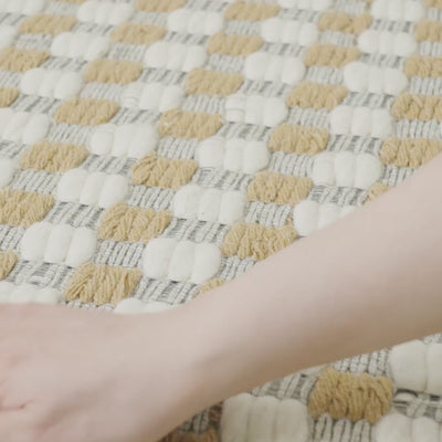 Wool-mix Checkered Rug Medium 2000 x 1400 White x Beige