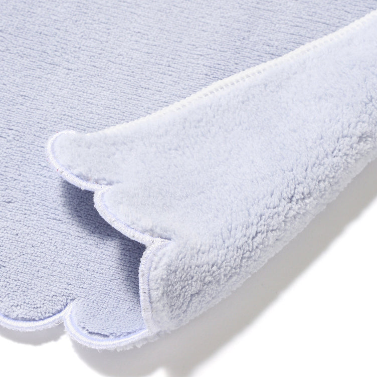 MICROFIBER FACE TOWEL SCALLOP LIGHT BLUE